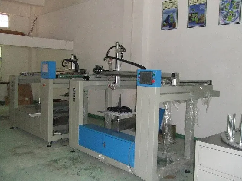 Five-axis automatic spray machine built by XFS Equipment